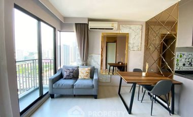 For rent 2 bedrooms condo in Huai Khwang, Bangkok