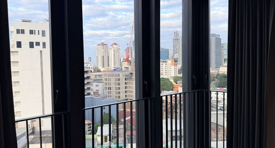 Condo en alquiler de 2 habitaciones en Khlong Toei, Bangkok