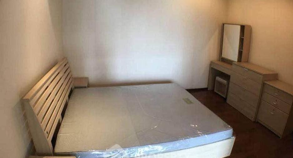 Wohnung zur Miete mit 2 Zimmer in Watthana, Bangkok