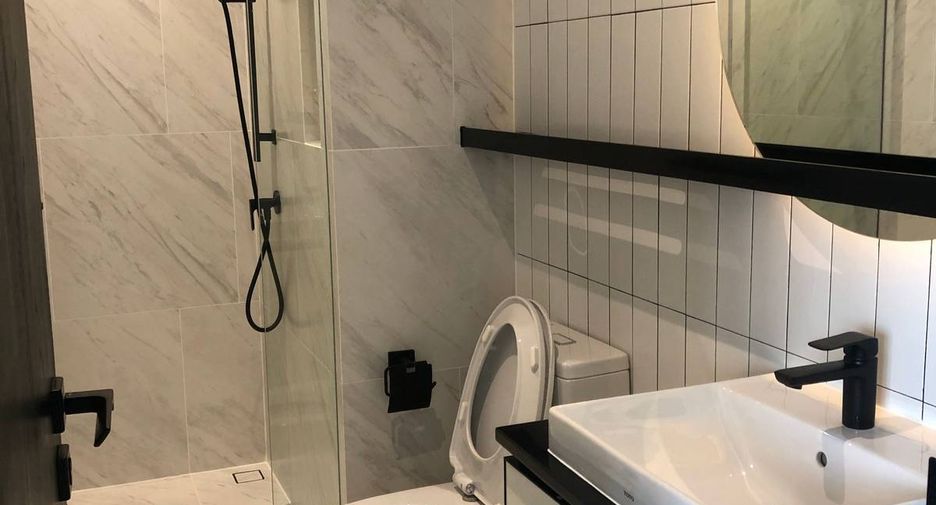 For sale 2 bedrooms condo in Khlong San, Bangkok