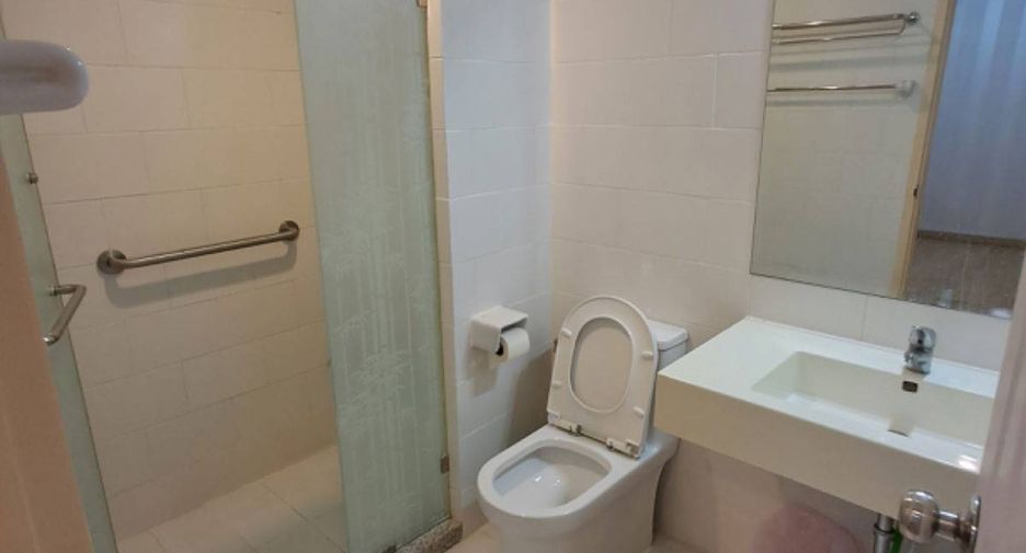 Wohnung zum Kauf mit 1 Zimmer in Khlong San, Bangkok
