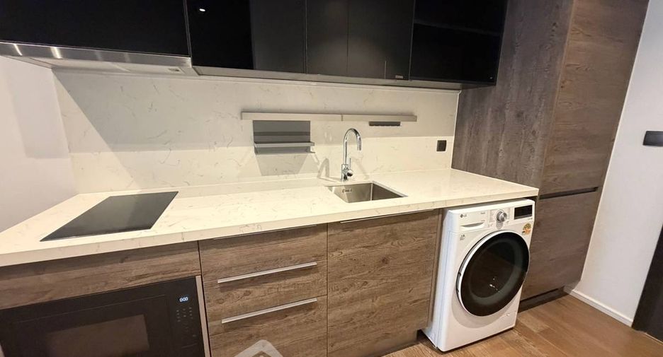 Wohnung zum Kauf mit 1 Zimmer in Pathum Wan, Bangkok