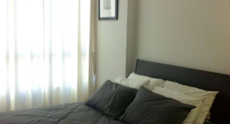 For sale 2 ベッドルーム condo in Phra Khanong, Bangkok