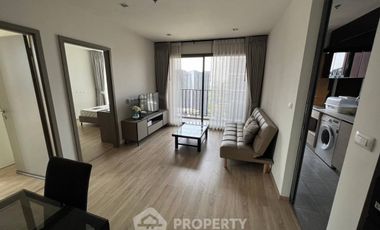 À louer et à vendre 2 chambres condo à Bang Kapi, Bangkok