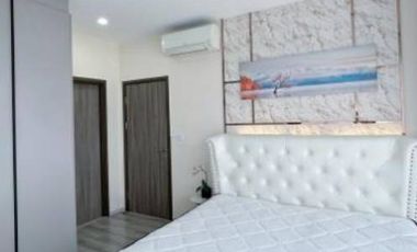 For sale 2 bedrooms condo in Watthana, Bangkok