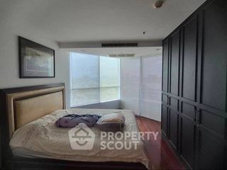 For sale 2 ベッドルーム condo in Dusit, Bangkok