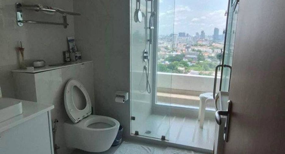 For sale 2 ベッドルーム condo in Dusit, Bangkok