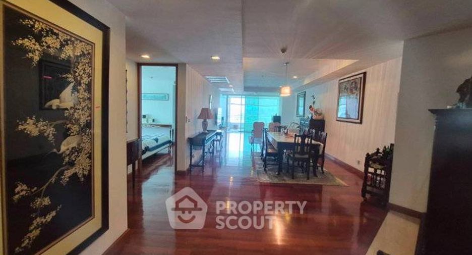 For sale 2 ベッドルーム condo in Dusit, Bangkok