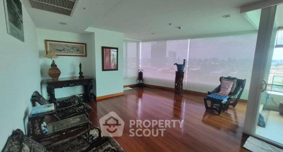 For sale 2 ベッドルーム condo in Dusit, Bangkok