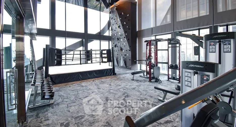 For rent and for sale 1 bed condo in Watthana, Bangkok