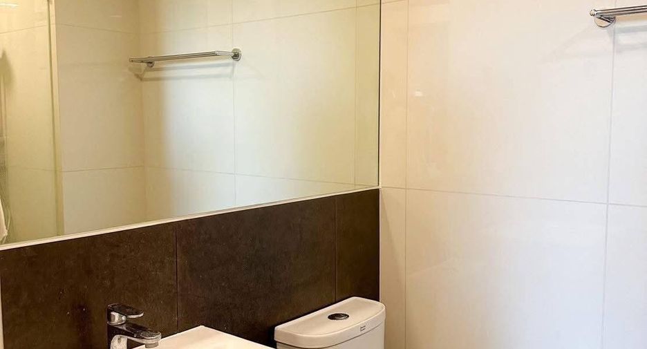 For sale 1 bed condo in Phra Khanong, Bangkok