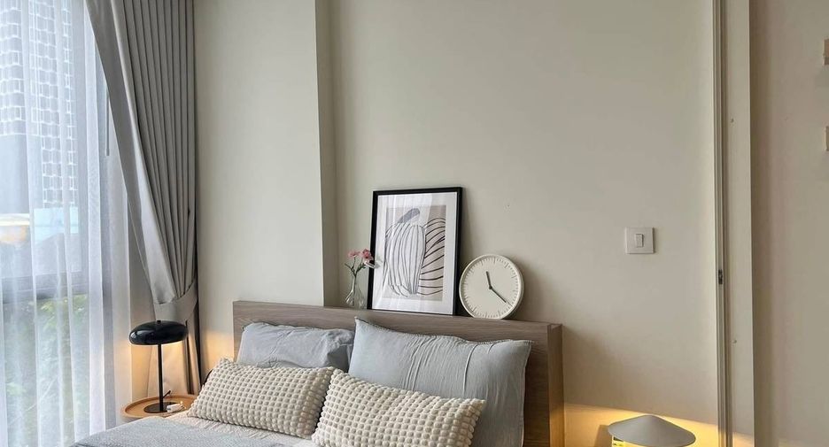 For sale 1 bed condo in Phra Khanong, Bangkok