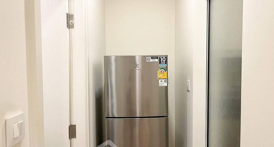 For sale 1 bed condo in Phra Khanong, Bangkok