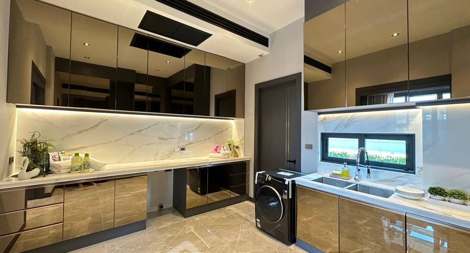 Villa zum Kauf mit 5 Zimmer in Bang Lamung, Chonburi