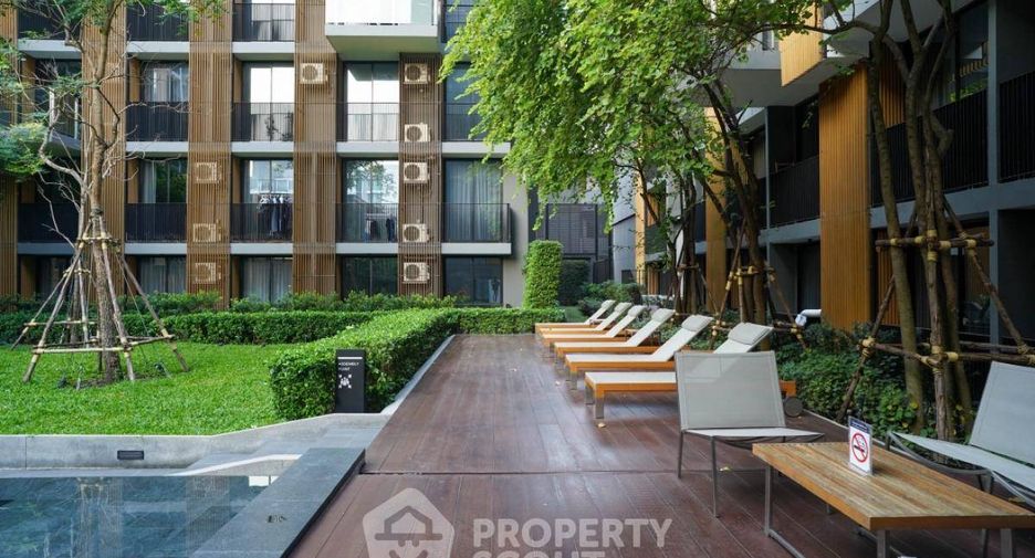 For sale 1 Beds condo in Khlong Toei, Bangkok