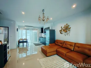 For rent 3 bedrooms townhouse in Thalang, Phuket