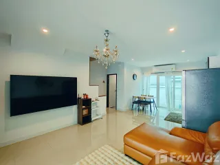 For rent 3 bedrooms townhouse in Thalang, Phuket