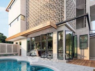 À vendre 4 chambres maison de ville à Bang Saray, Pattaya