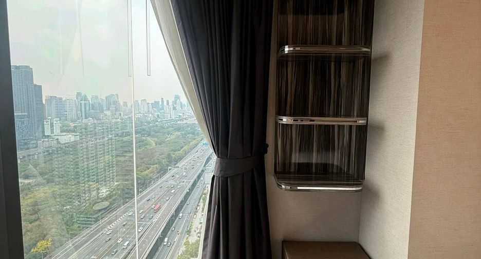 For sale 1 bed condo in Huai Khwang, Bangkok