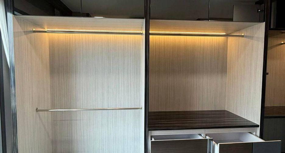 For sale 1 bed condo in Huai Khwang, Bangkok
