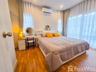 Casa en alquiler de 4 habitaciones en Thalang, Phuket