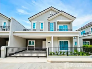 Casa en alquiler de 4 habitaciones en Thalang, Phuket