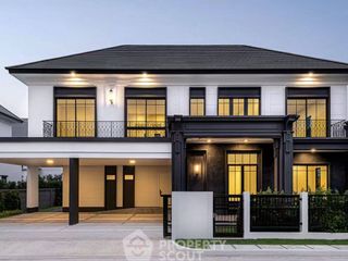 For sale 4 bedrooms house in Phasi Charoen, Bangkok