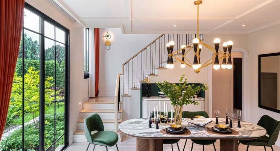 For sale 4 bedrooms house in Phasi Charoen, Bangkok