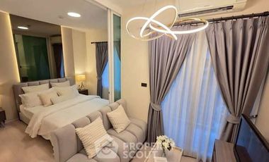 For sale 1 bed condo in Huai Khwang, Bangkok