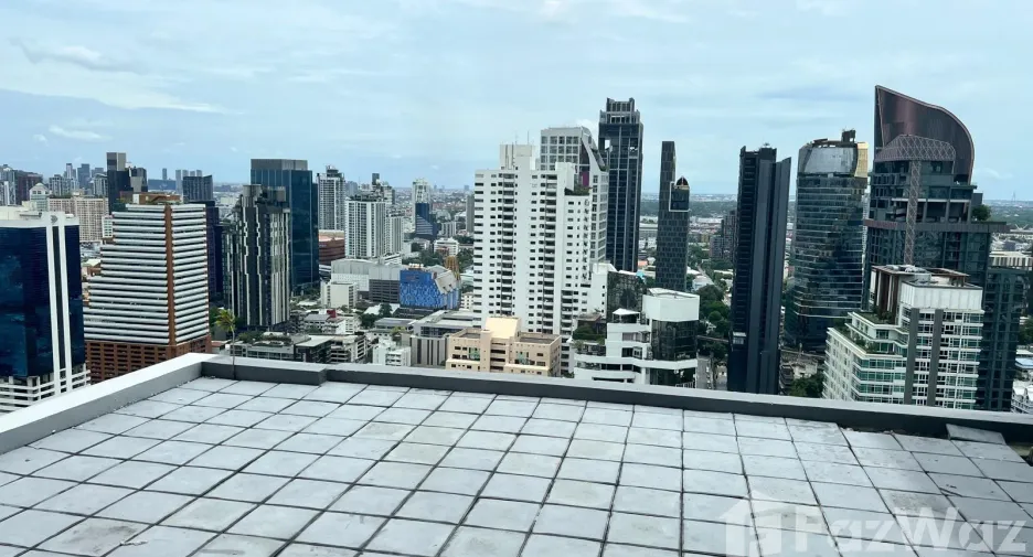 For sale 2 bedrooms condo in Watthana, Bangkok