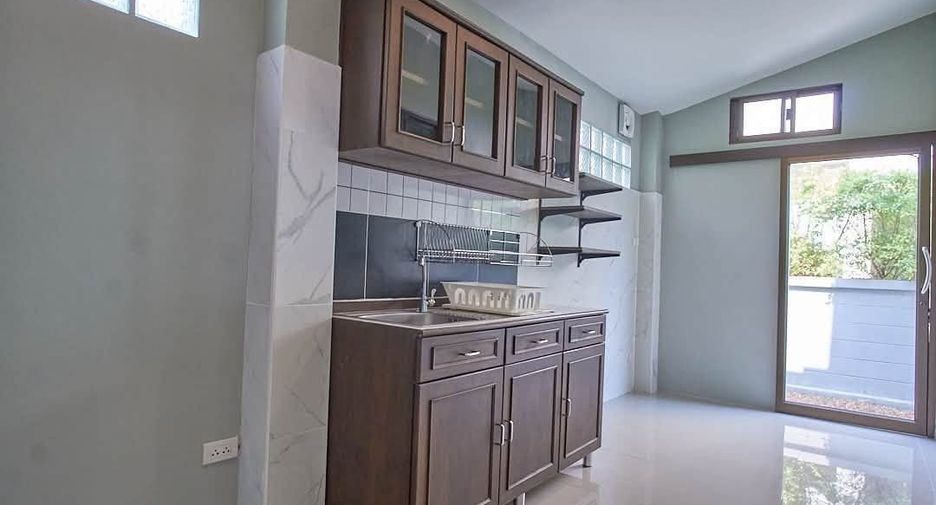 For rent 3 bedrooms house in San Pa Tong, Chiang Mai