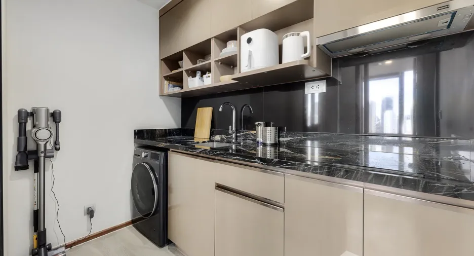 Wohnung zum Kauf und zur Miete mit 1 Zimmer in Khlong Toei, Bangkok