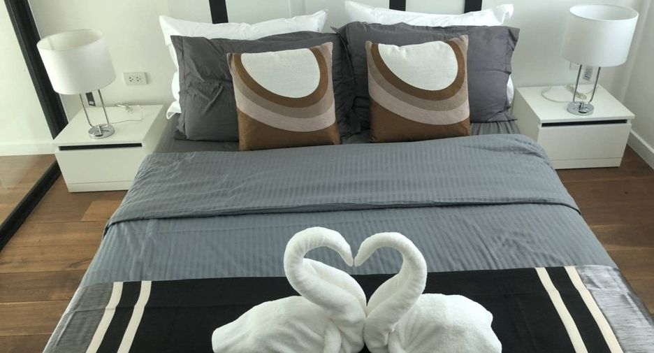 Reihenhaus zur Miete mit 4 Zimmer in Bang Lamung, Chonburi