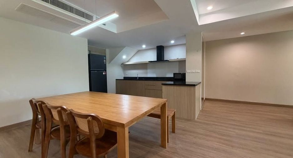 For sale and for rent 4 bedrooms villa in Kathu, Phuket