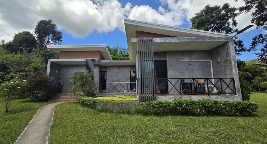 For sale 4 bedrooms house in Takua Thung, Phang Nga