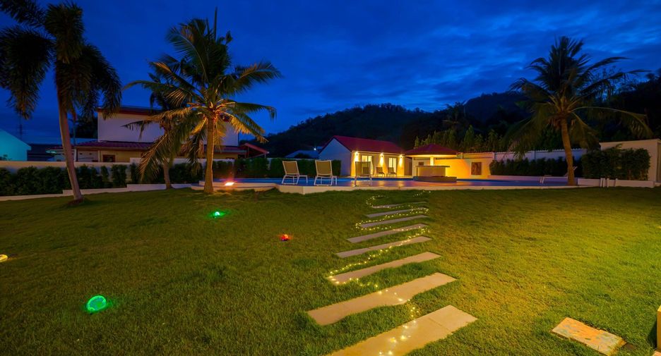 À vendre 6 chambres villa à Hua Hin, Prachuap Khiri Khan