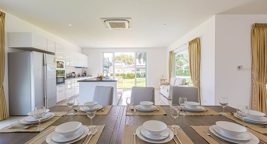 À vendre 6 chambres villa à Hua Hin, Prachuap Khiri Khan