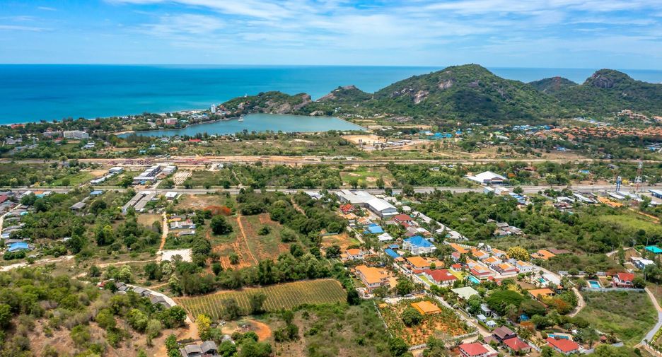 À vendre 6 chambres villa à Hua Hin, Prachuap Khiri Khan