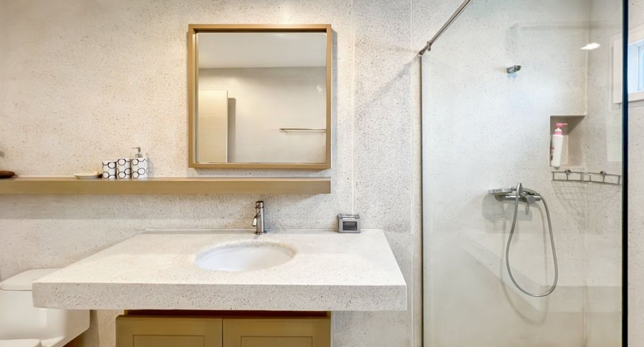 For sale 3 ベッドルーム condo in Hua Hin, Prachuap Khiri Khan