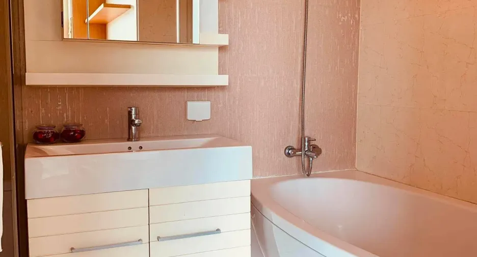 For rent 1 bed condo in Watthana, Bangkok