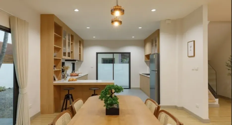 Casa en venta de 5 habitaciones en Saraphi, Chiang Mai