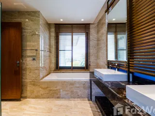 Villa zum Kauf mit 5 Zimmer in Hua Hin, Prachuap Khiri Khan