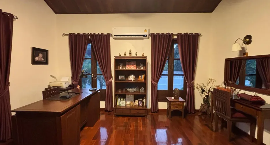 Villa zum Kauf mit 6 Zimmer in Hua Hin, Prachuap Khiri Khan