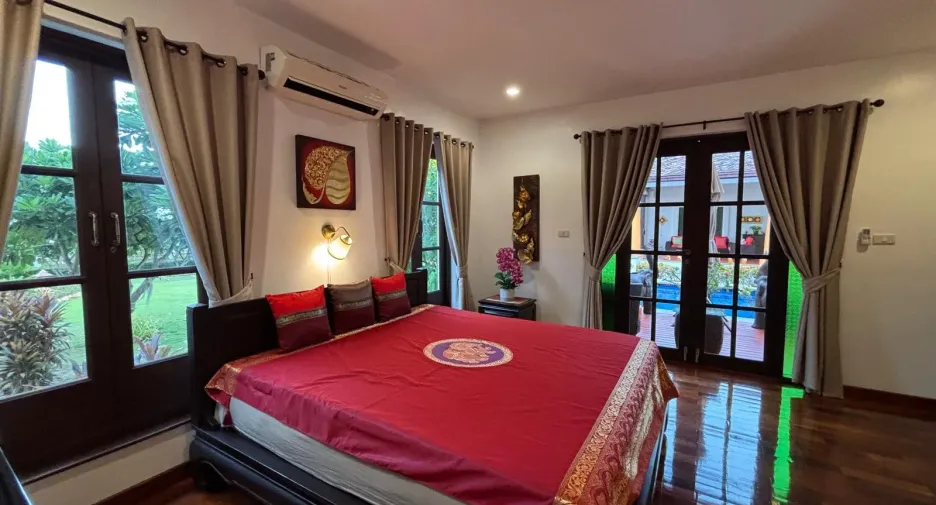 Villa zum Kauf mit 6 Zimmer in Hua Hin, Prachuap Khiri Khan