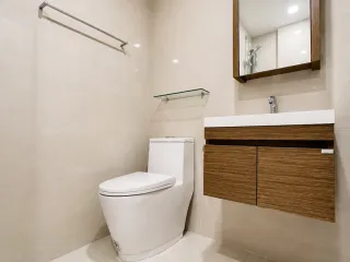 For sale 1 bed condo in Bang Na, Bangkok