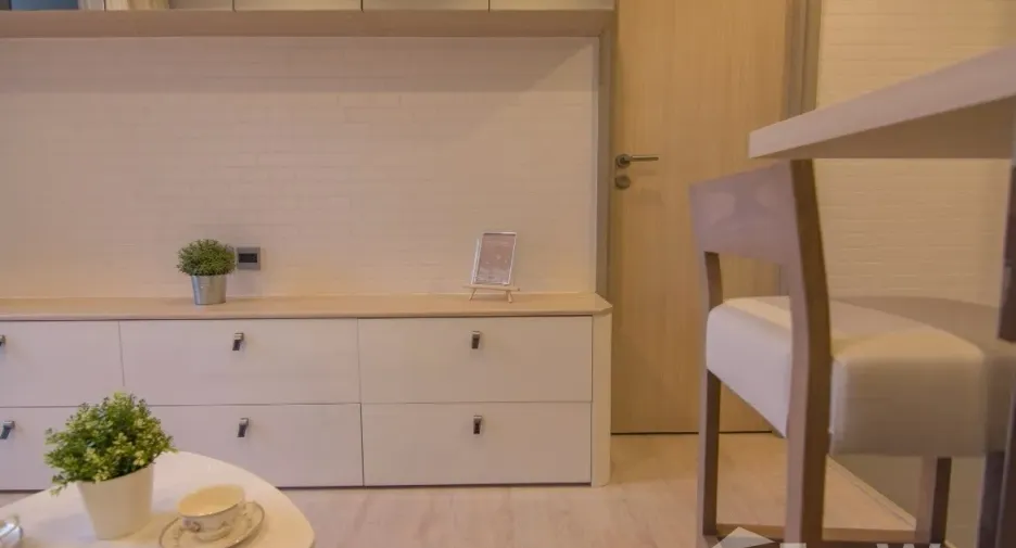 For rent 1 bed condo in Watthana, Bangkok