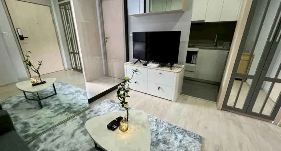 For rent 1 bed condo in Watthana, Bangkok