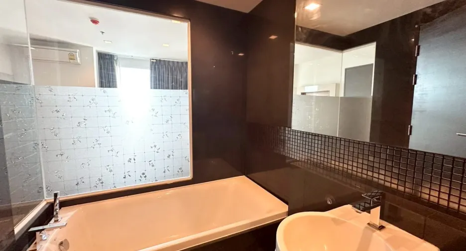 Wohnung zur Miete mit 1 Zimmer in Sathon, Bangkok