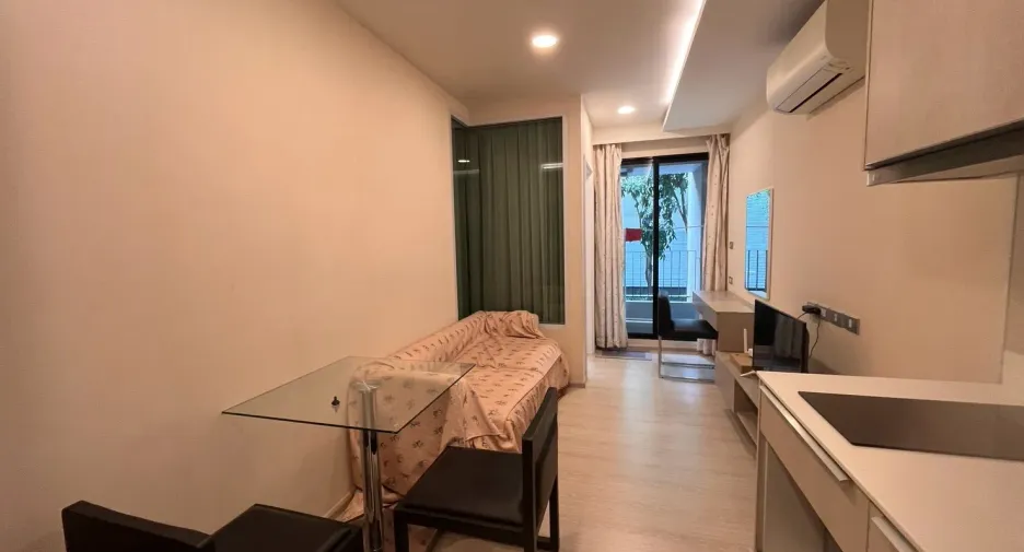 For rent 1 bed condo in Khlong Toei, Bangkok