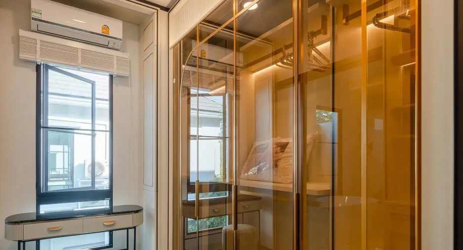 Haus zum Kauf und zur Miete mit 4 Zimmer in Saphan Sung, Bangkok